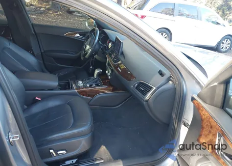 2016 Audi A6 2.0T Premium Plus z USA, uszkodzony, nr VIN WAUGFAFC9GN021296